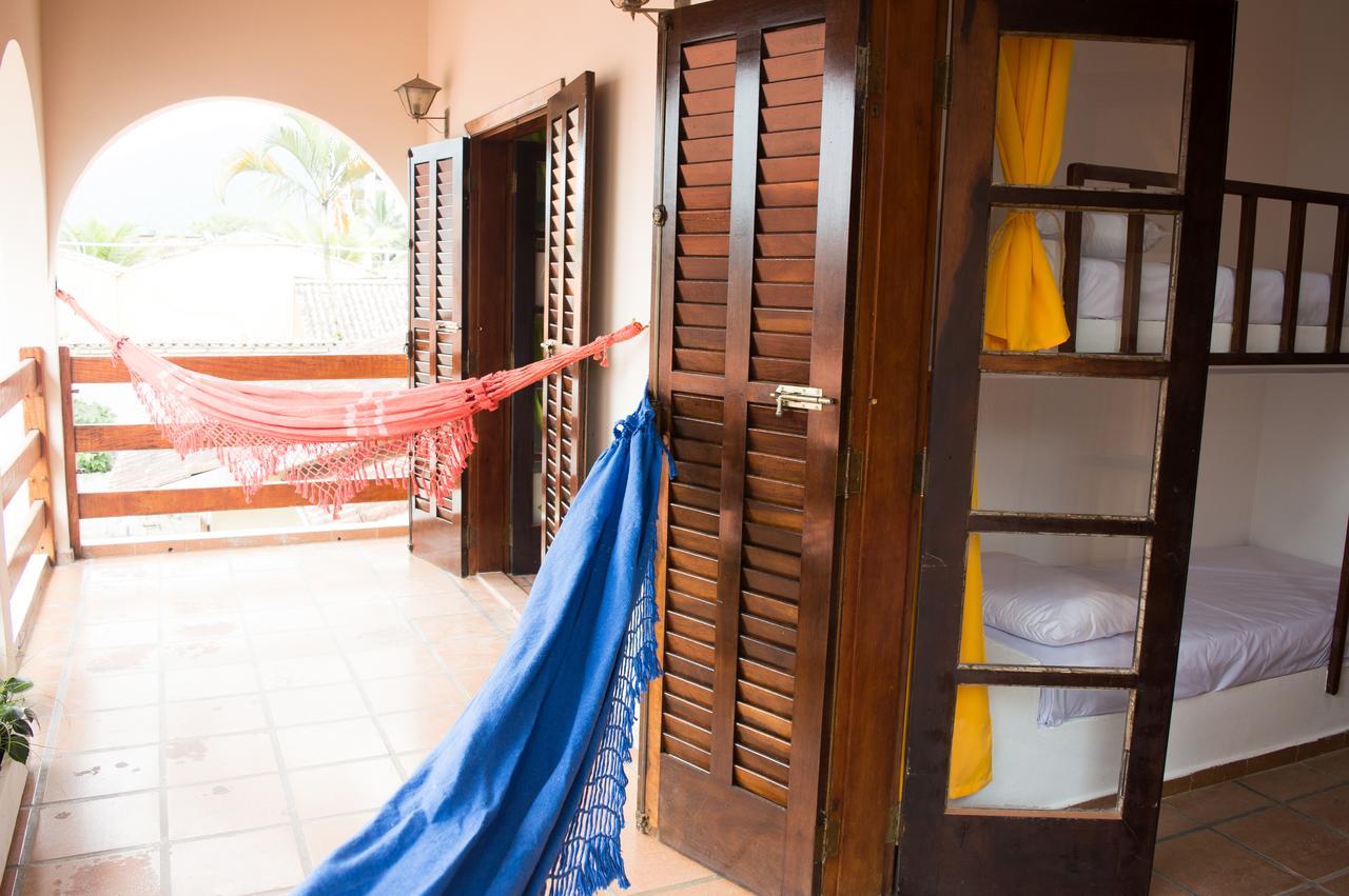 Santo Quintal Hostel Ubatuba Extérieur photo